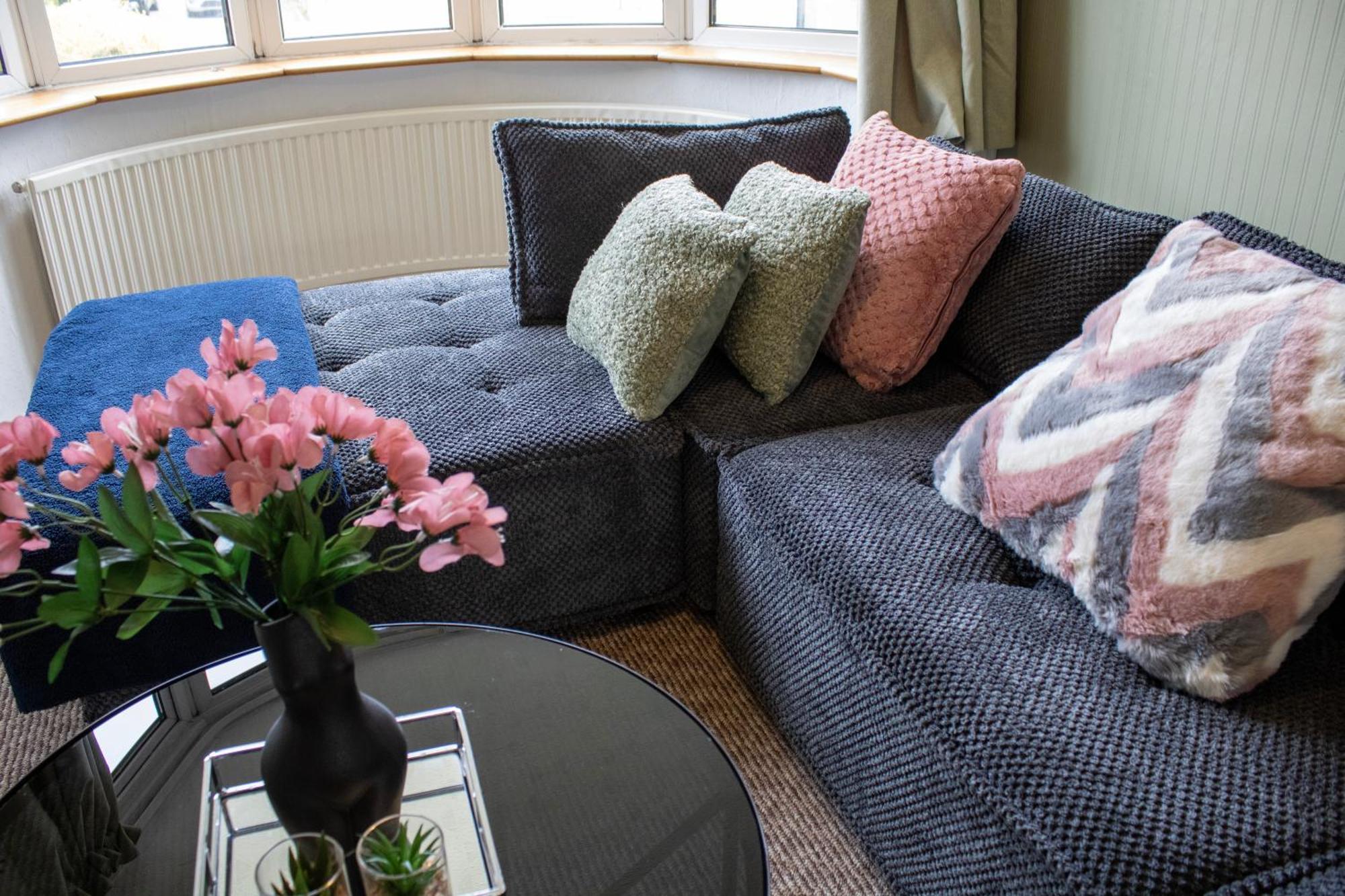 Harvard House, Stylish 3 Bedroom House In Solihull 5 Mins To The Nec, Bhx ,Jlr With Free Parking Birmingham Eksteriør billede